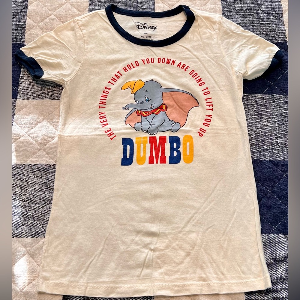DISNEY Dumbo Classic Style Women’s Size Medium T-Shirt - Never Worn